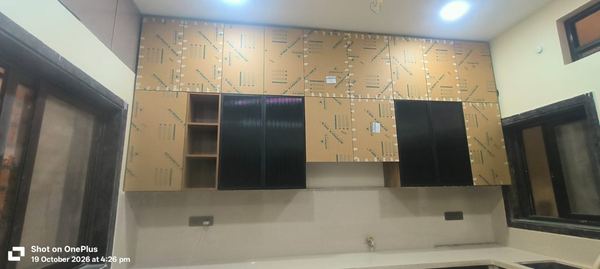Modular kitchen, laminate finish (photo 1 of 1)