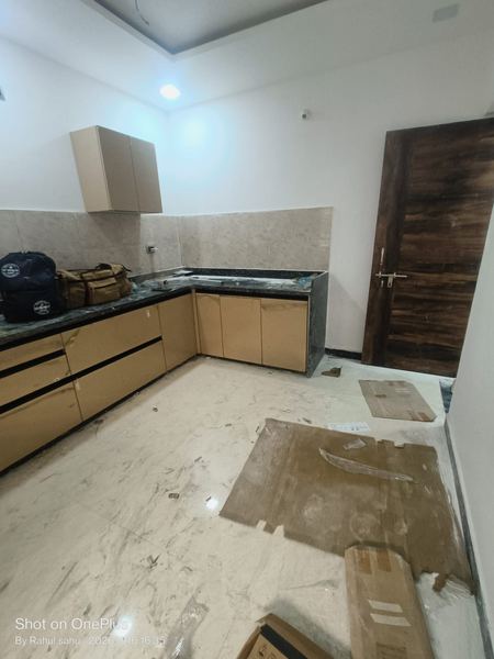 Modular kitchen with cutlery unit (photo 2 of 3)